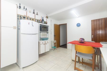 Casa à venda com 260m², 3 quartos e 7 vagasCozinha
