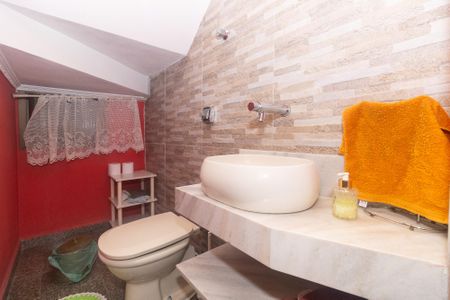 Casa à venda com 260m², 3 quartos e 7 vagasLavabo