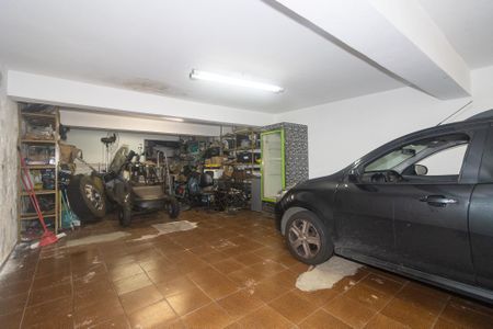 Casa à venda com 260m², 3 quartos e 7 vagasGaragem