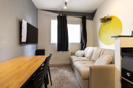 Apartamento à venda com 2 quartos, 33m² em Parque Fongaro, São Paulo