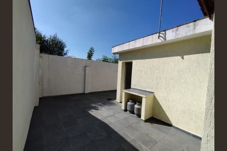 Casa à venda com 177m², 3 quartos e 2 vagasQuintal