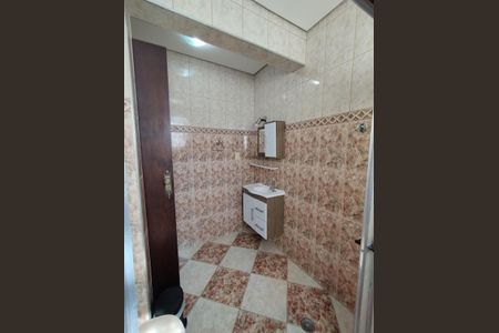 Casa à venda com 177m², 3 quartos e 2 vagasBanheiro - torneira