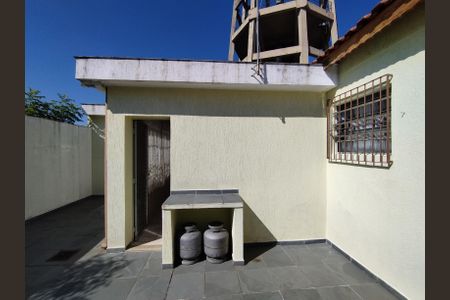 Casa à venda com 177m², 3 quartos e 2 vagasQuintal