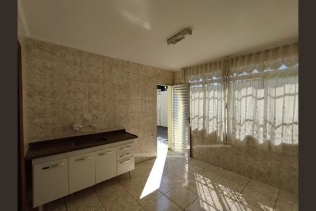Casa à venda com 177m², 3 quartos e 2 vagasCozinha - Torneira