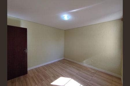 Casa à venda com 177m², 3 quartos e 2 vagasQuarto 2