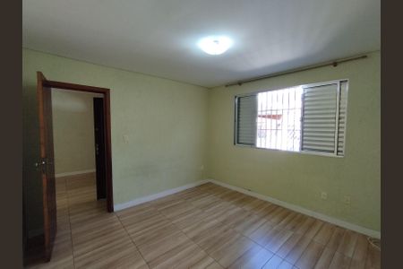 Casa à venda com 177m², 3 quartos e 2 vagasQuarto 1