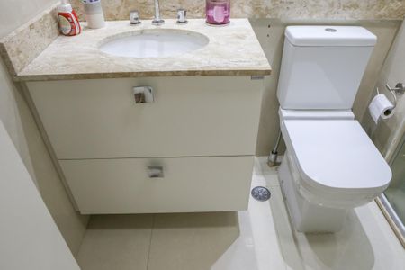 Apartamento para alugar com 92m², 3 quartos e 2 vagasBanheiro Social