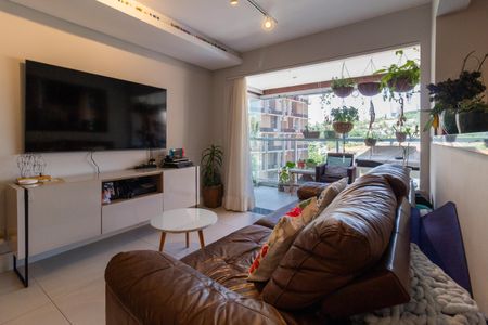 Apartamento à venda com 102m², 3 quartos e 2 vagasSala