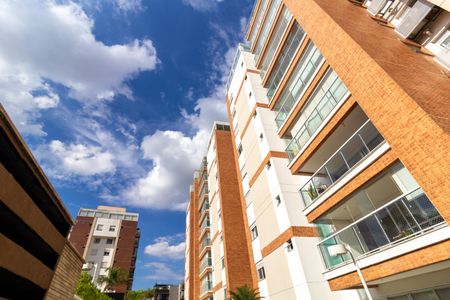 Apartamento à venda com 102m², 3 quartos e 2 vagasFachada