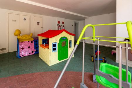 Apartamento à venda com 102m², 3 quartos e 2 vagasÁrea comum - Playground