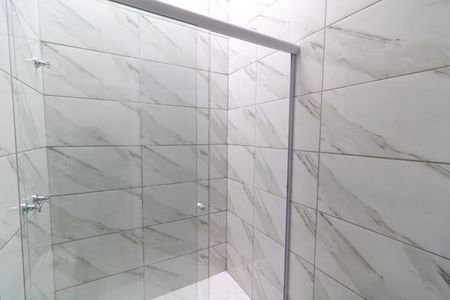 Casa de condomínio à venda com 105m², 3 quartos e 2 vagasBanheiro Social