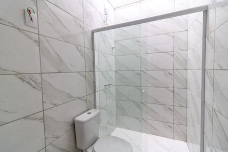 Casa de condomínio à venda com 105m², 3 quartos e 2 vagasBanheiro Social