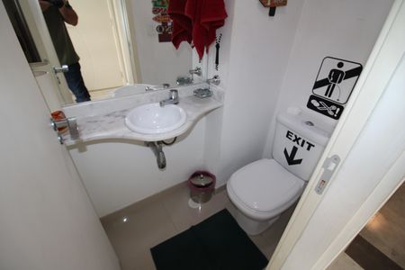 Apartamento para alugar com 97m², 3 quartos e 2 vagasBanheiro de Serviço