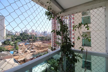 Apartamento para alugar com 97m², 3 quartos e 2 vagasSuíte 2 - Varanda