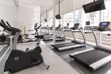 Studio para alugar com 30m², 1 quarto e 1 vaga Studio para alugar com 30m², 1 quarto e 1 vagaÁrea comum - Academia