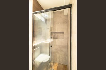 Studio para alugar com 30m², 1 quarto e 1 vaga Studio para alugar com 30m², 1 quarto e 1 vagaBanheiro