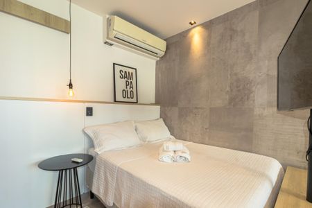 Studio para alugar com 30m², 1 quarto e 1 vaga Studio para alugar com 30m², 1 quarto e 1 vagaStudio