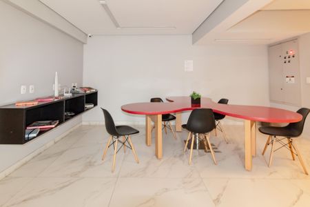 Studio para alugar com 30m², 1 quarto e 1 vaga Studio para alugar com 30m², 1 quarto e 1 vagaÁrea comum - CoWork