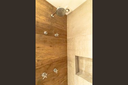 Studio para alugar com 30m², 1 quarto e 1 vaga Studio para alugar com 30m², 1 quarto e 1 vagaBanheiro