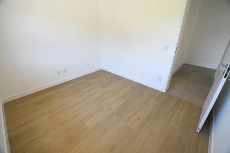 Casa de condomínio à venda com 360m², 3 quartos e 4 vagasEscritório