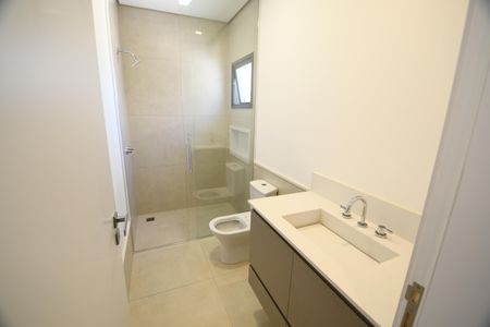 Casa de condomínio à venda com 360m², 3 quartos e 4 vagasBanheiro Suíte 3