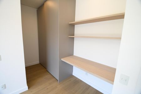 Casa de condomínio à venda com 360m², 3 quartos e 4 vagasSuíte 1