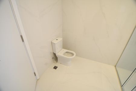 Casa de condomínio à venda com 360m², 3 quartos e 4 vagasBanheiro Suíte 1