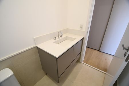 Casa de condomínio à venda com 360m², 3 quartos e 4 vagasBanheiro Suíte 3