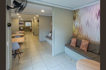 Apartamento à venda com 32m², 2 quartos e sem vagaÁrea comum