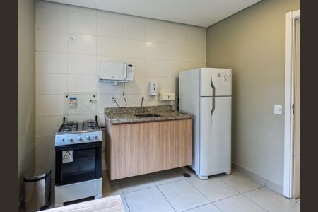 Apartamento à venda com 32m², 2 quartos e sem vagaÁrea comum