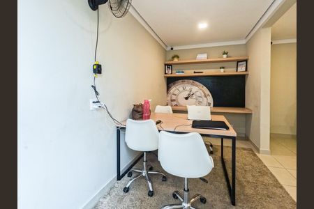 Apartamento à venda com 32m², 2 quartos e sem vagaÁrea comum