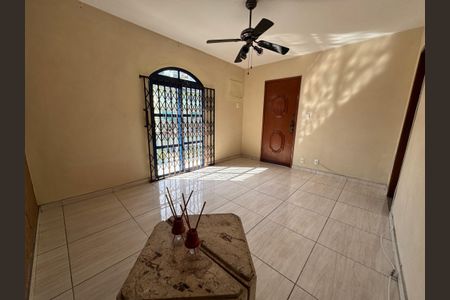 Apartamento à venda com 80m², 3 quartos e 1 vagaSala