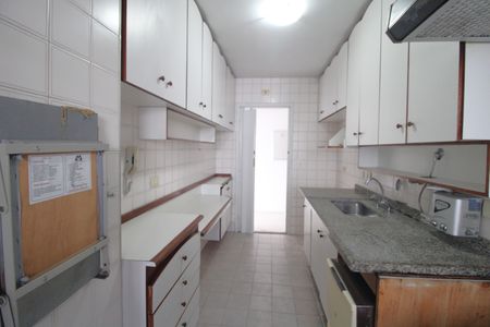 Apartamento à venda com 78m², 3 quartos e 1 vagaCozinha e Área de Serviço