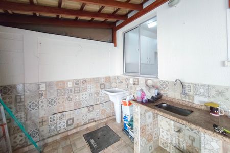 Apartamento para alugar com 59m², 2 quartos e 1 vagaÁrea de Serviço