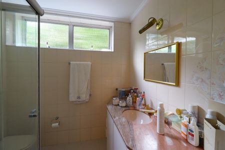 Apartamento à venda com 190m², 4 quartos e 2 vagasBanheiro da Suíte