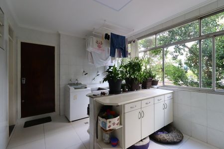 Apartamento à venda com 190m², 4 quartos e 2 vagasÁrea de Serviço