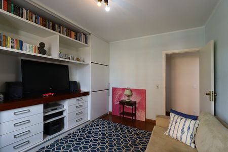 Apartamento à venda com 190m², 4 quartos e 2 vagasSala de TV