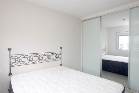 Apartamento à venda com 75m², 2 quartos e 2 vagas Suíte