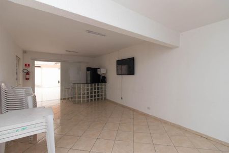 Apartamento à venda com 38m², 1 quarto e 1 vaga Apartamento à venda com 38m², 1 quarto e 1 vagaÁrea comum - Salão de festas