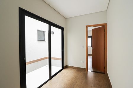 Casa à venda com 220m², 3 quartos e 4 vagasEscada/Corredor