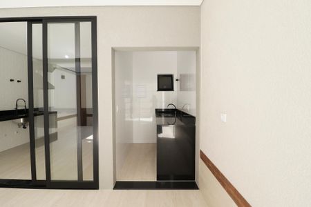 Casa à venda com 220m², 3 quartos e 4 vagasChurrasqueira/Área de Serviço