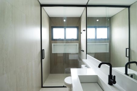 Casa à venda com 220m², 3 quartos e 4 vagasBanheiro da Suíte 3