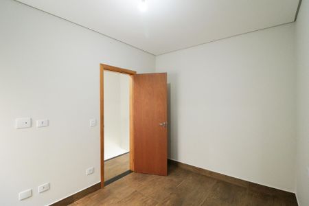 Casa à venda com 220m², 3 quartos e 4 vagasSuíte 2