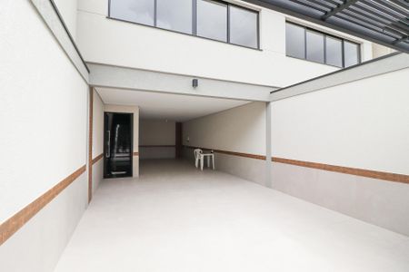 Casa à venda com 220m², 3 quartos e 4 vagasGaragem