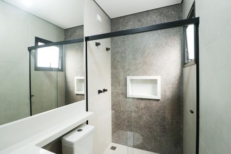 Casa à venda com 210m², 3 quartos e 4 vagas Casa à venda com 210m², 3 quartos e 4 vagasBanheiro da Suíte 2