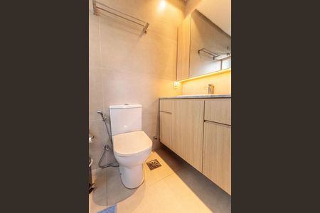 Apartamento à venda com 164m², 2 quartos e 1 vaga Apartamento à venda com 164m², 2 quartos e 1 vagaBanheiro da Suíte