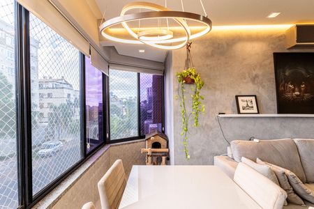 Apartamento à venda com 164m², 2 quartos e 1 vaga Apartamento à venda com 164m², 2 quartos e 1 vagaSala de Jantar 1