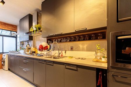 Apartamento à venda com 164m², 2 quartos e 1 vaga Apartamento à venda com 164m², 2 quartos e 1 vagaCozinha 1