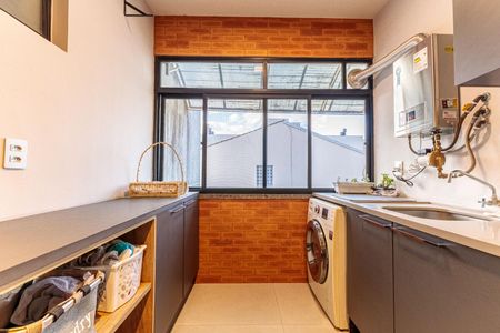 Apartamento à venda com 164m², 2 quartos e 1 vaga Apartamento à venda com 164m², 2 quartos e 1 vagaÁrea de Serviço