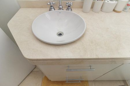 Casa à venda com 350m², 3 quartos e 4 vagas Casa à venda com 350m², 3 quartos e 4 vagasBanheiro 3 - Suíte